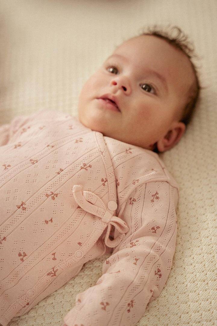 Wickelshirt Baby Mädchen rosa – weich & praktisch für die ersten Wochen