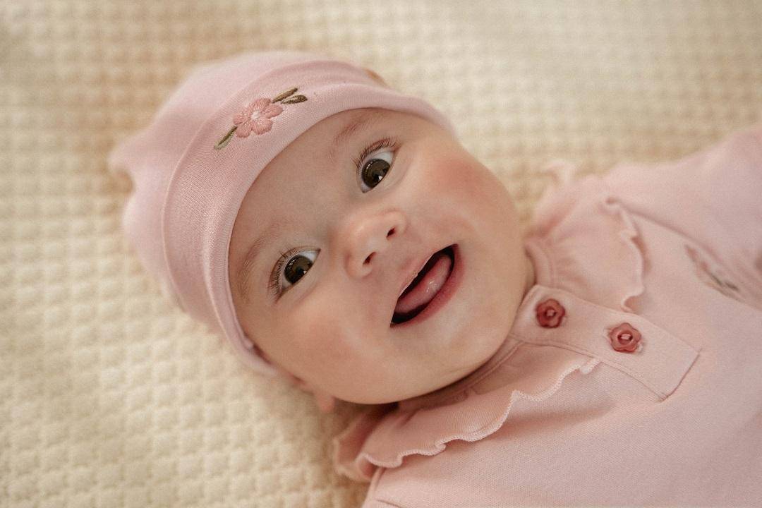 Süßes Baby Outfit Mädchen – Rosa Shirt
