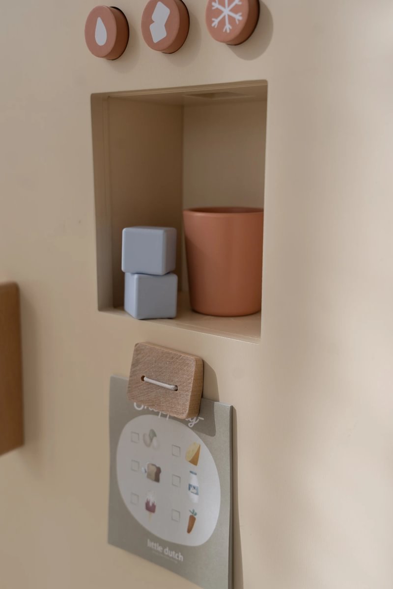 Wooden refrigerator – customizable