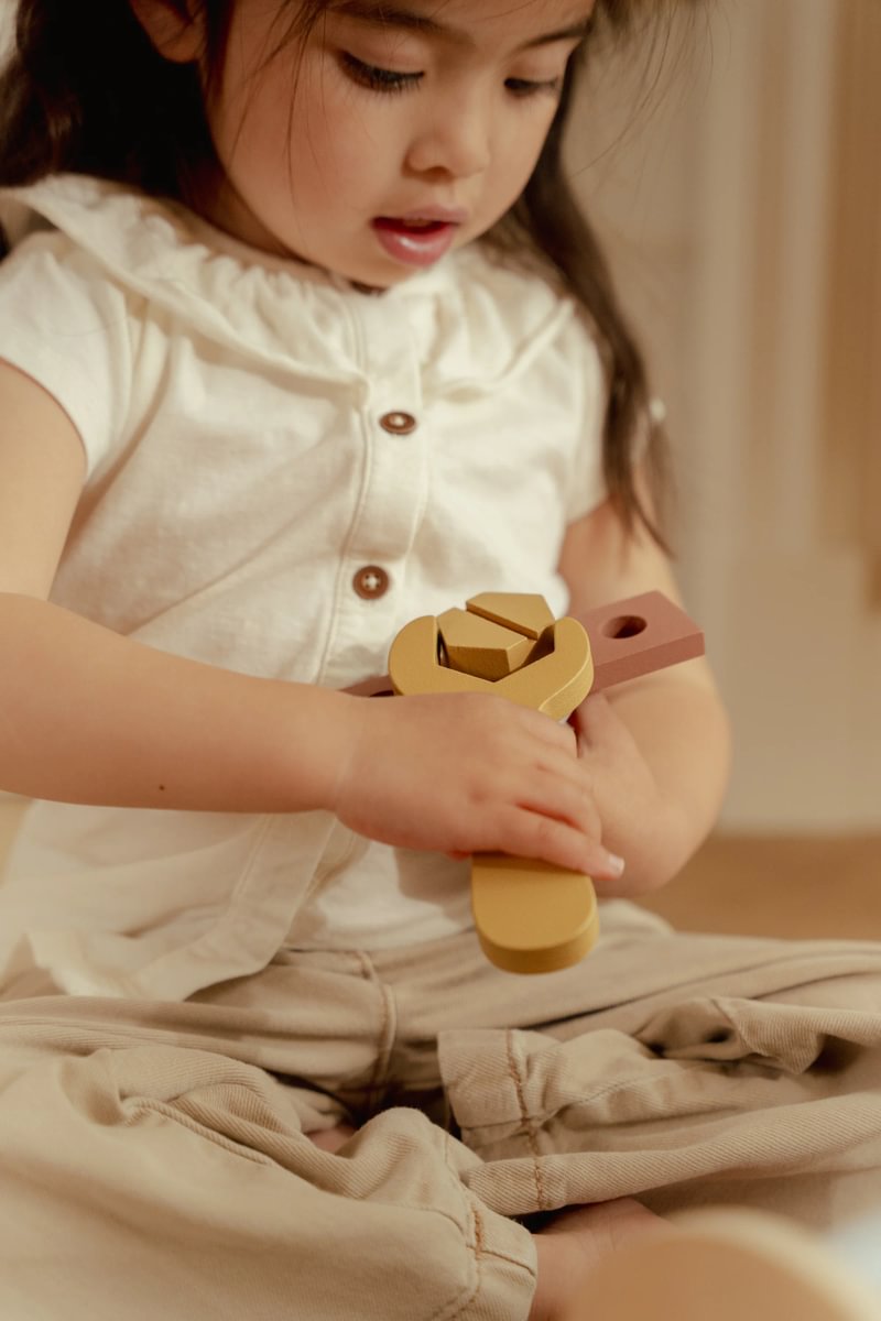 Werkzeugkiste aus Holz für Kinder | Schmatzepuffer