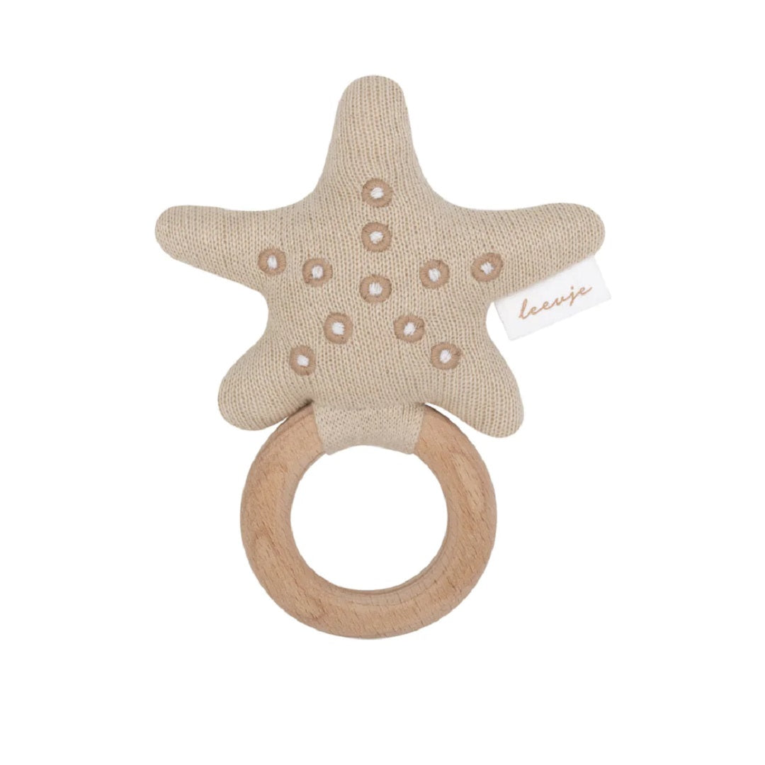 Rattle with wooden ring "Starfish" | leevje