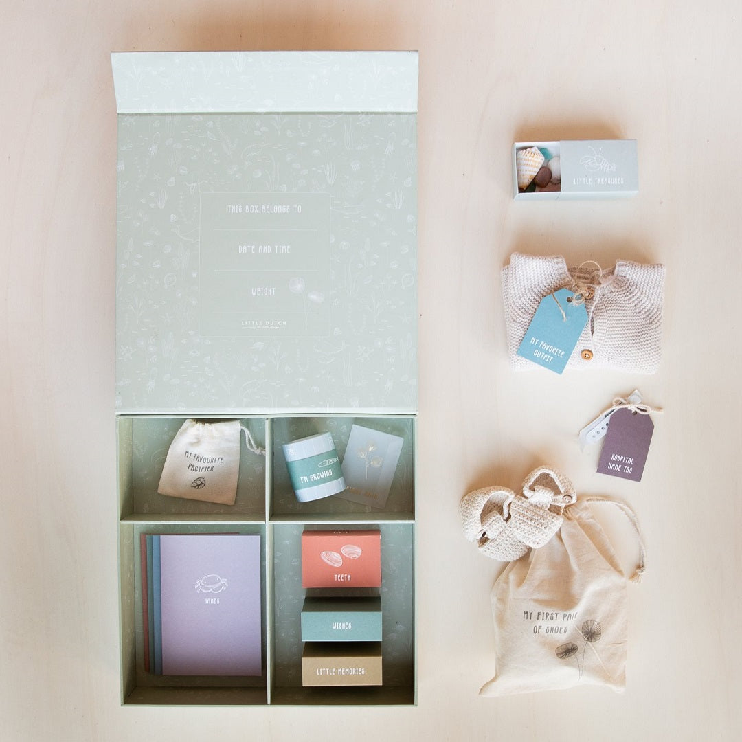 Erinnerungsbox Flowers & Butterflies – Baby Erinnerungen bewahren