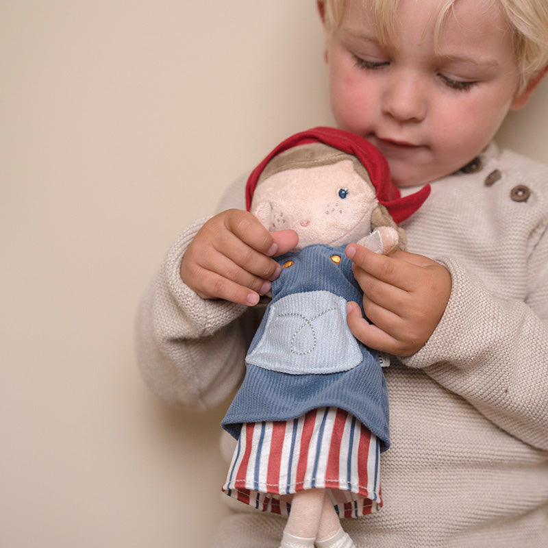 Personalisierte Kuschelpuppe Rosa mit Tulpen – liebevolles Geschenk für Mädchen