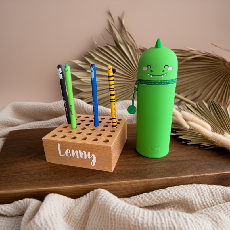 Personalisierter Stiftehalter aus Holz mit Name Lenny – Schreibtisch Organizer für Kinder, passend für viele Stifte, ideal zur Einschulung