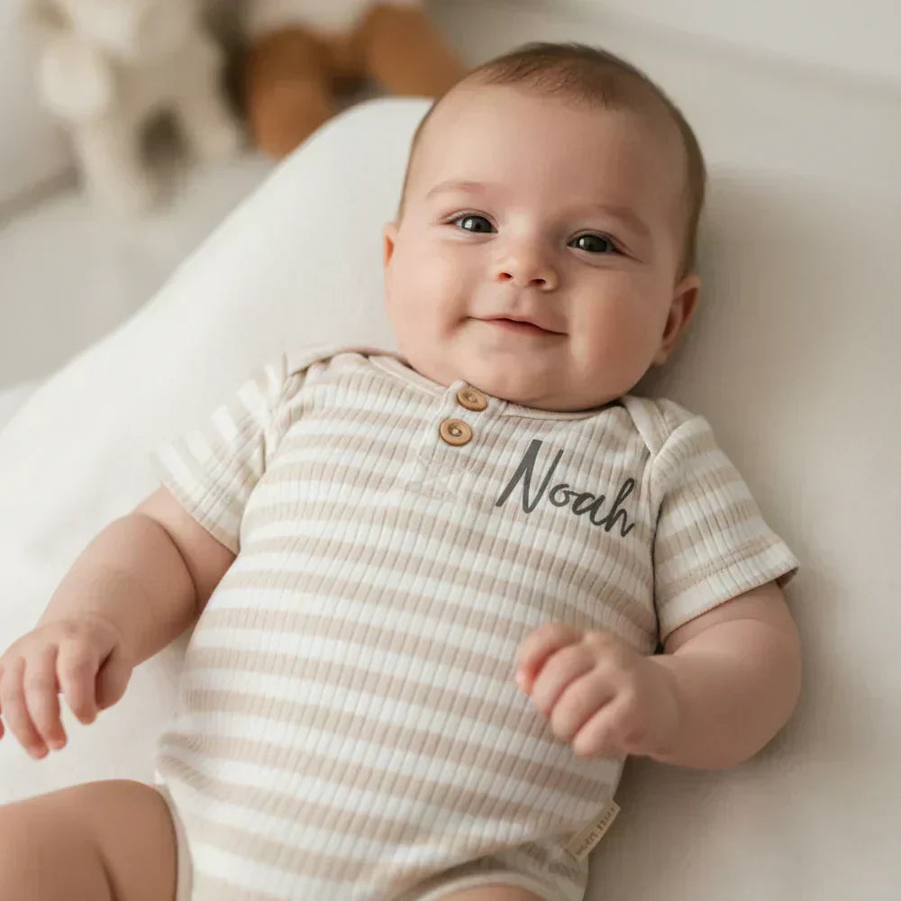 Baby Body personalisiert mit Name Neugeborenes Größe 50 56