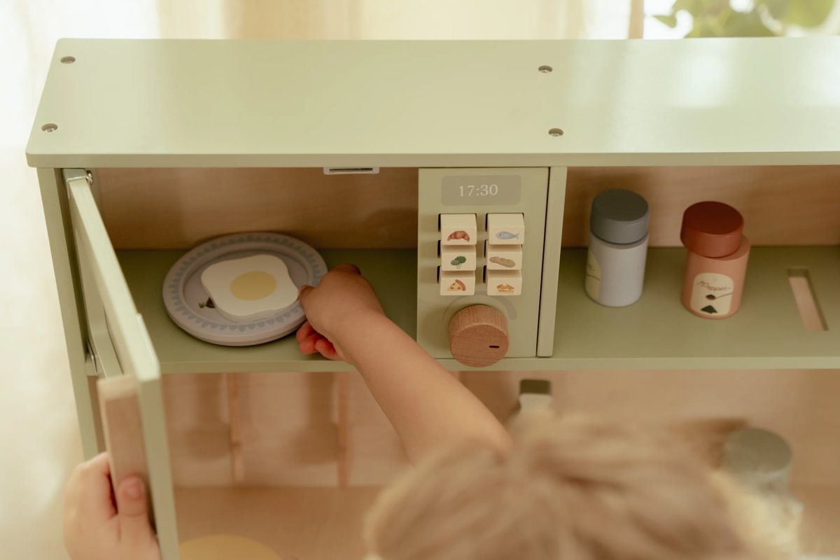 Personalized wooden play kitchen with name – a special gift