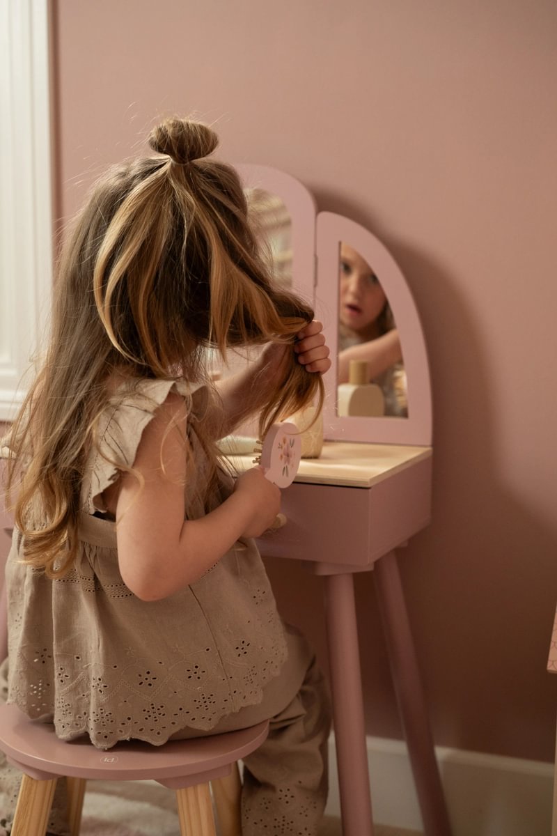 Coiffeuse enfant en bois – Table de maquillage avec miroir et accessoires