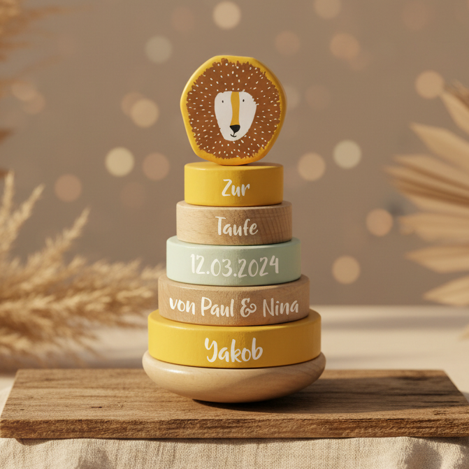 Stapelturm Holz Herr Löwe – Geschenk zur Taufe | Schmatzepuffer