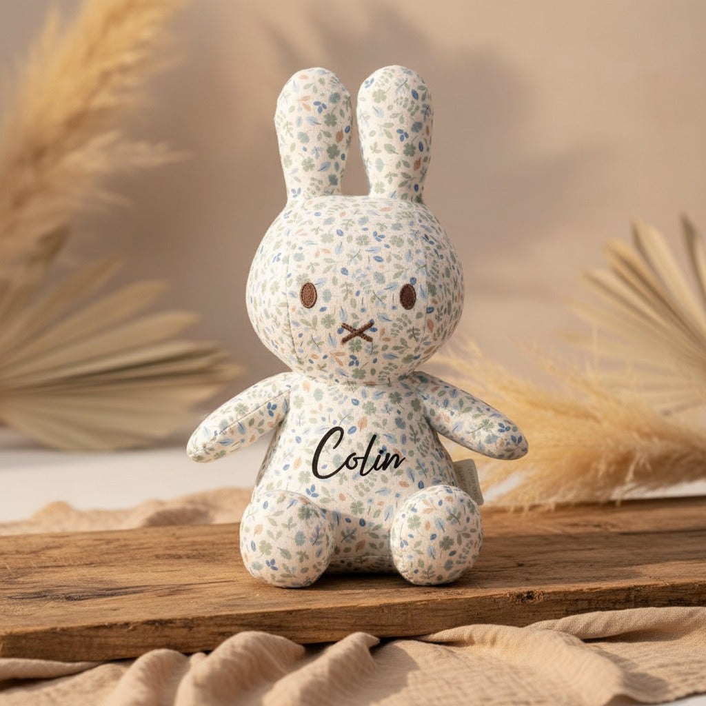Kuscheltier Hase Lucky Leaves all-over-print, 30 cm  x Miffy