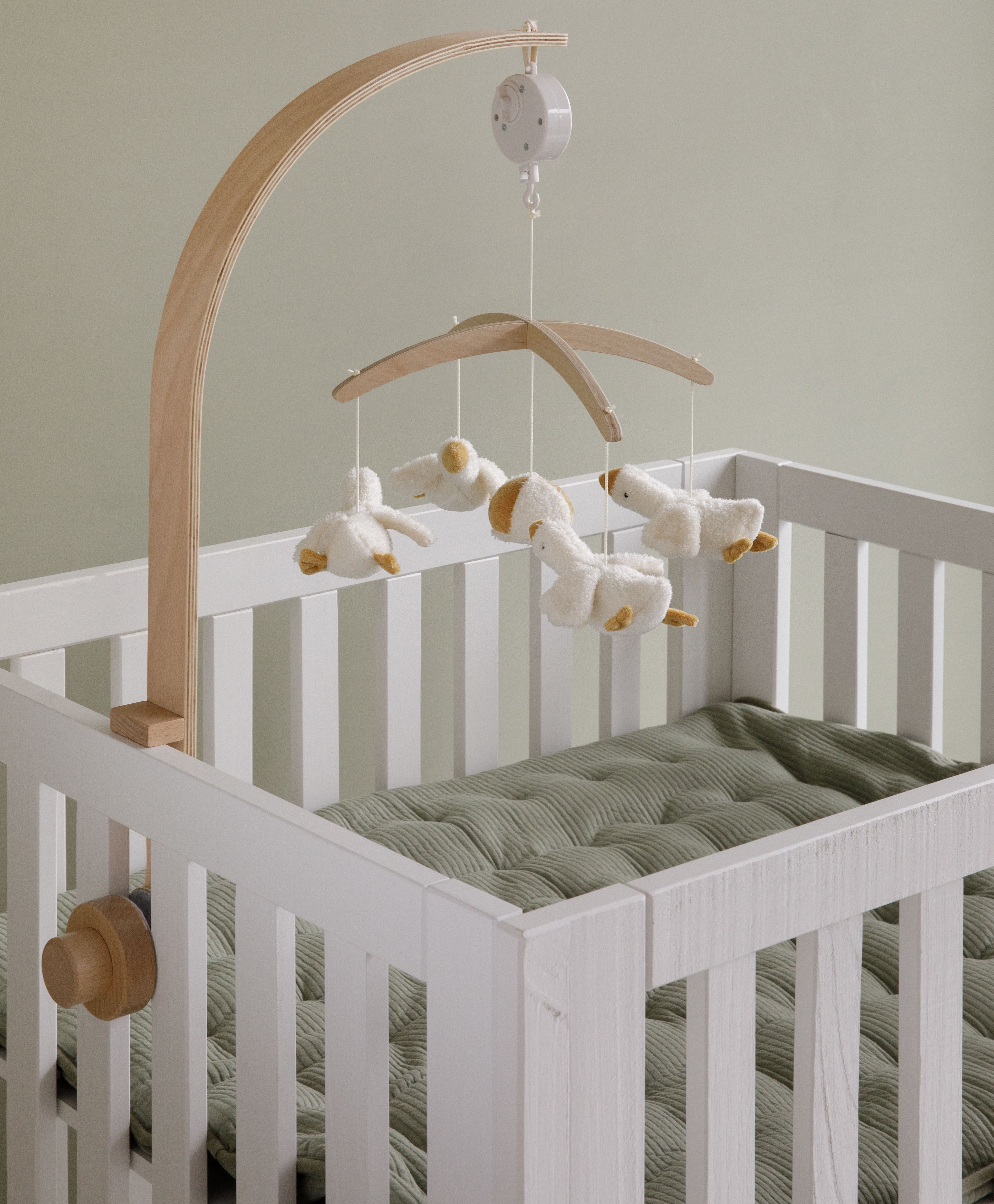 Little Goose musical mobile for baby bed by Schmatzepuffer®