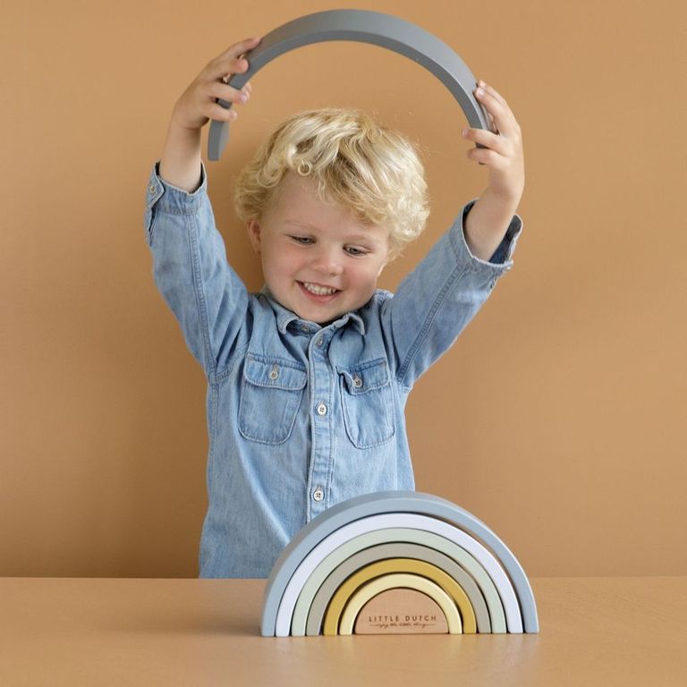 Personalisierter Stapelturm Regenbogen Blau zur Taufe – Geschenk aus Holz | Schmatzepuffer