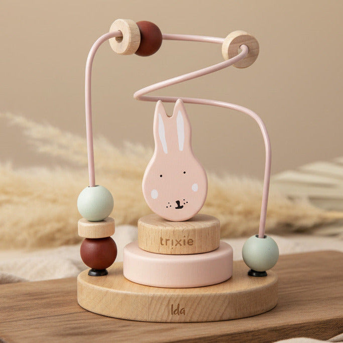 Motorikschleife Holz - ­Frau Hase | Trixie