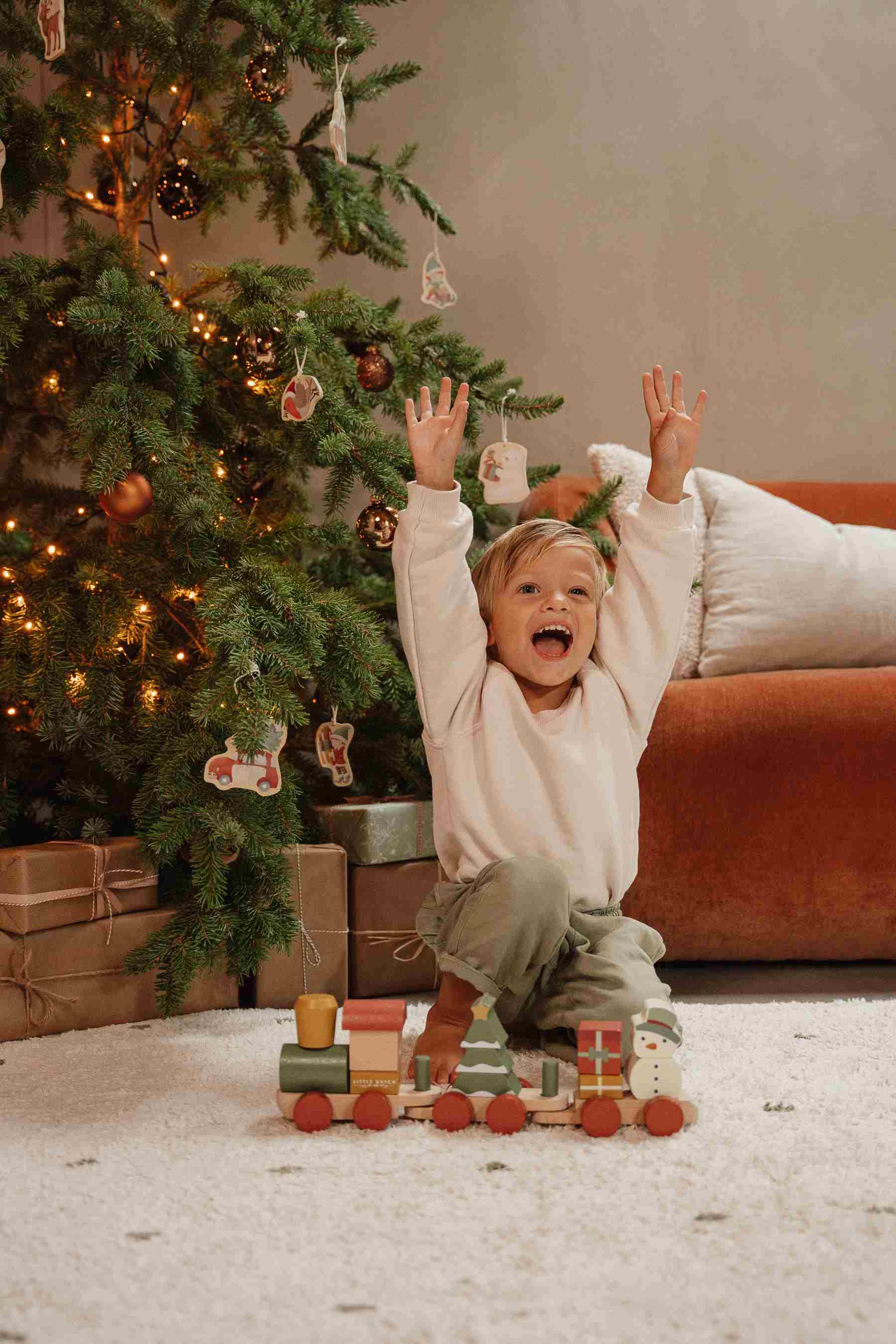 Personalisierter Holz-Zug Weihnachten – Geschenk zur Geburt