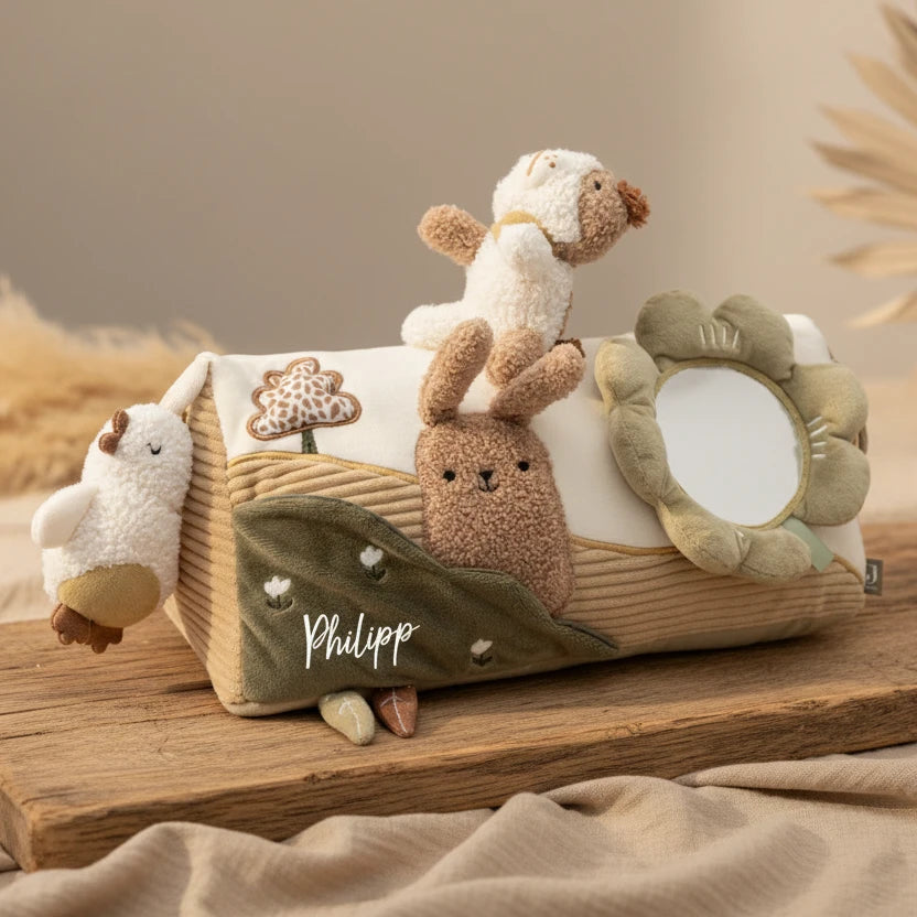 Personalisiertes Aktivitaeten Dreieck fuer Babys mit verschiedenen Spielelementen zur Foerderung von Motorik und Sinneswahrnehmung
